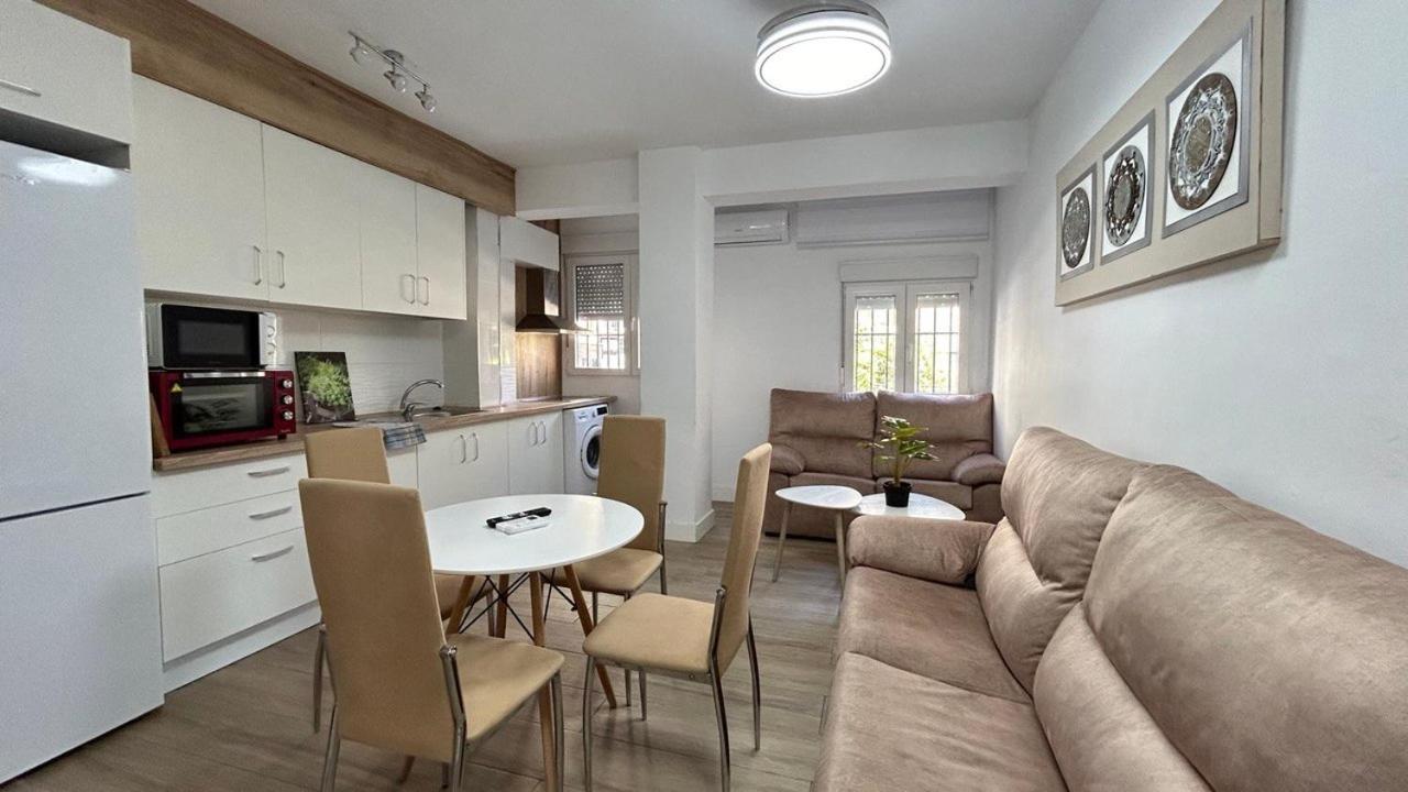 Hostel Piso Compartido Delyrent Acosta Jaén Zewnętrze zdjęcie